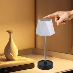 چراغ خواب شارژی لمسی؛ با 3 مدل تنظیم ارتفاع انتخابی شیک، کاربردی و مناسب برای اتاق خواب و رستوران‌ها - تصویر 7
