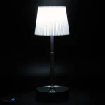 چراغ خواب و رومیزی چتری شارژی لمسی LED با قابلیت تنظیم ارتفاع، نور ملایم و طراحی مدرن - تصویر 10